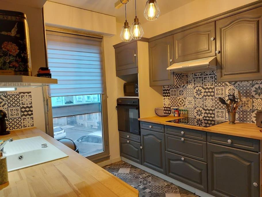 Appart Hyper Centre- Parking Apartment Виерзон Екстериор снимка